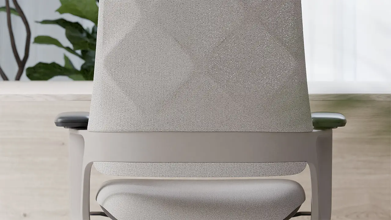 Detailansicht der Rückenlehne des Connex Signature Bürostuhls von Klöber in der Edition „Simply Taupe“ mit strukturierter 3D-Mesh-Oberfläche und dezenten Taupe-Tönen.